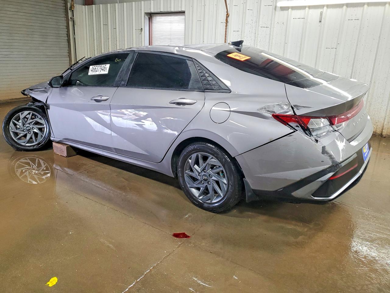 2024 HYUNDAI ELANTRA SEL photo 2