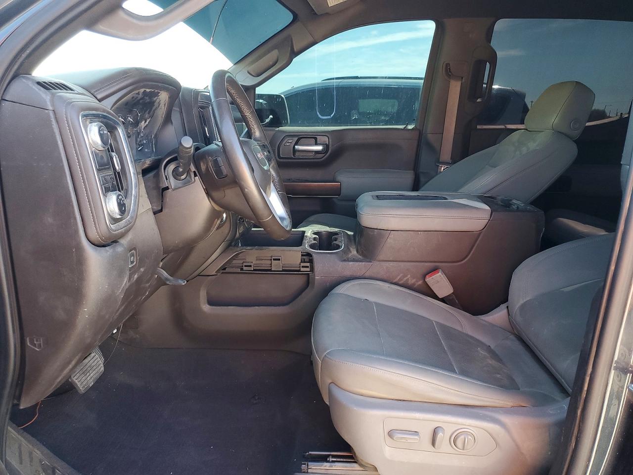 2021 GMC SIERRA C1500 SLT photo 13