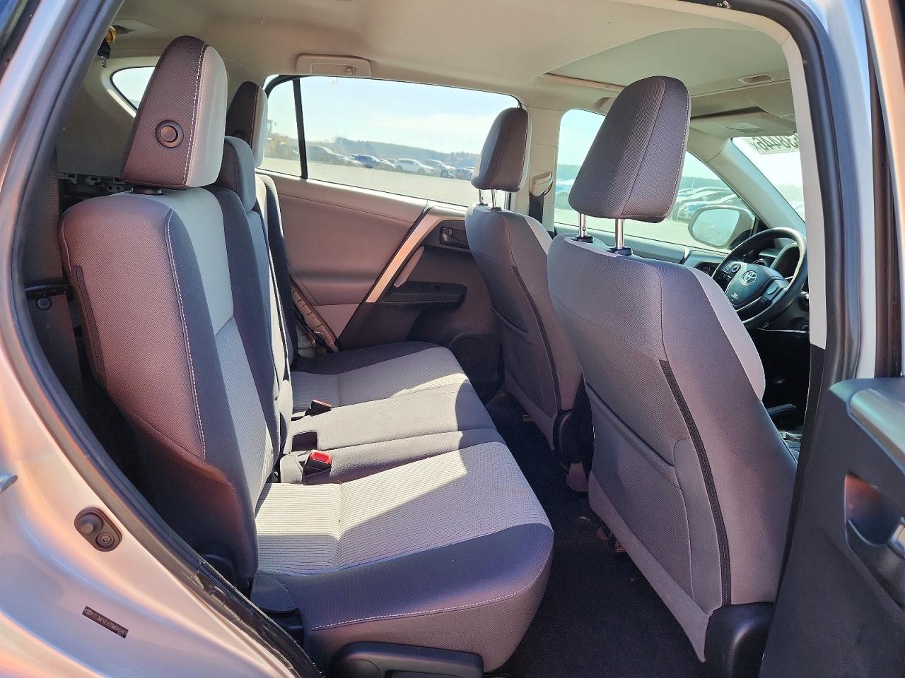 2013 TOYOTA RAV4 photo 28