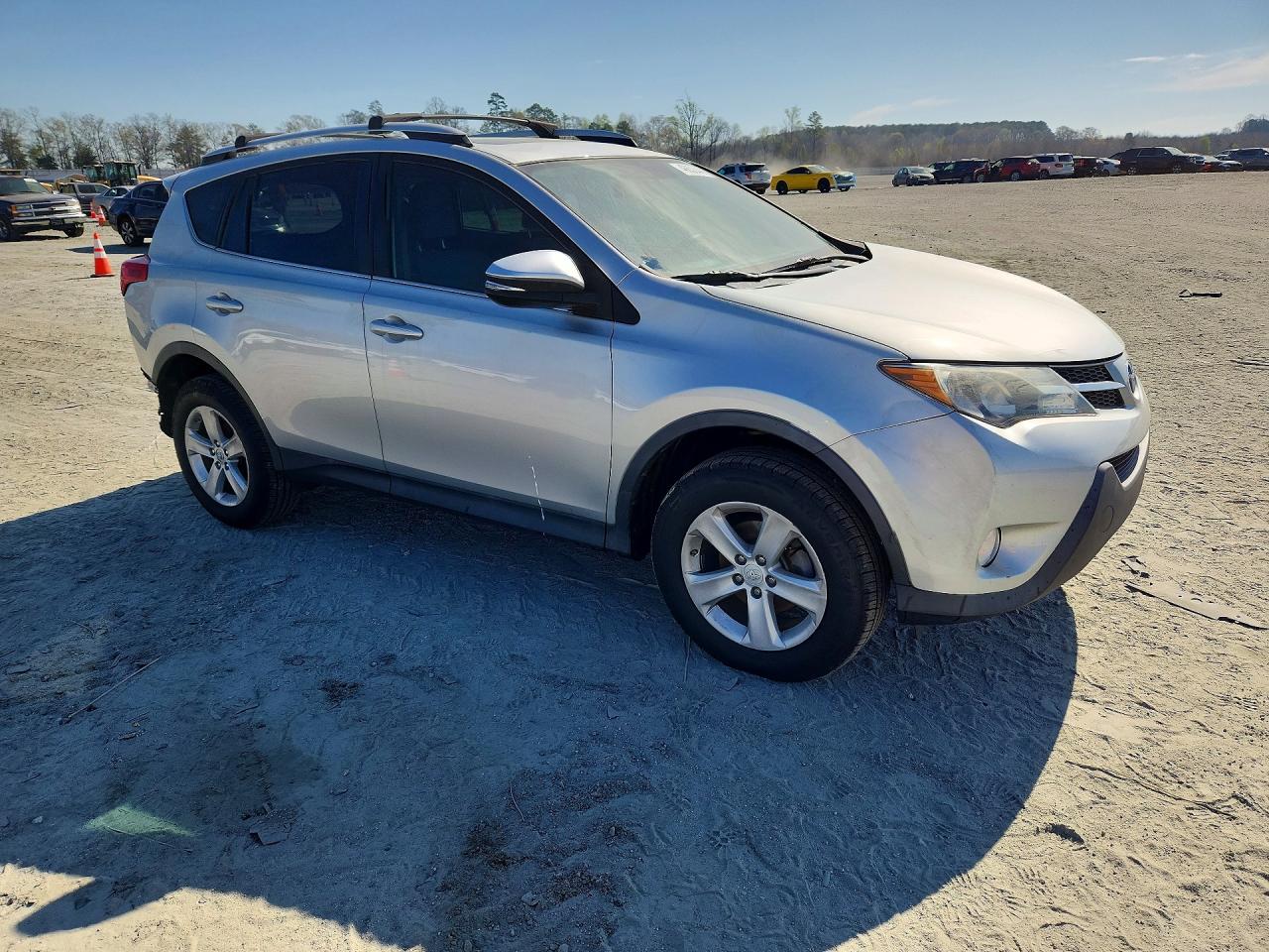2013 TOYOTA RAV4 photo 10
