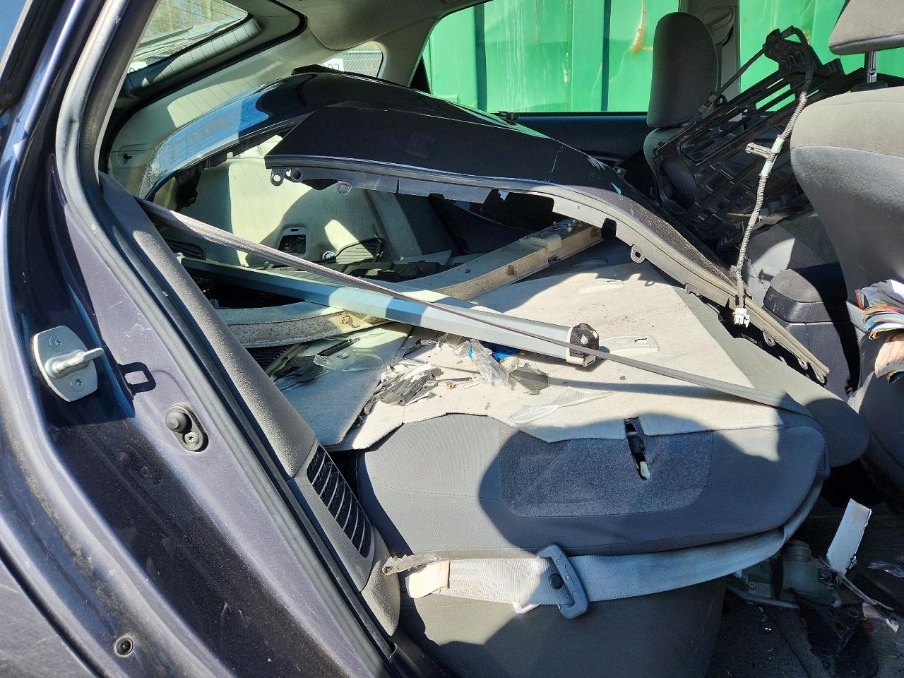 2013 TOYOTA PRIUS TWO photo 19