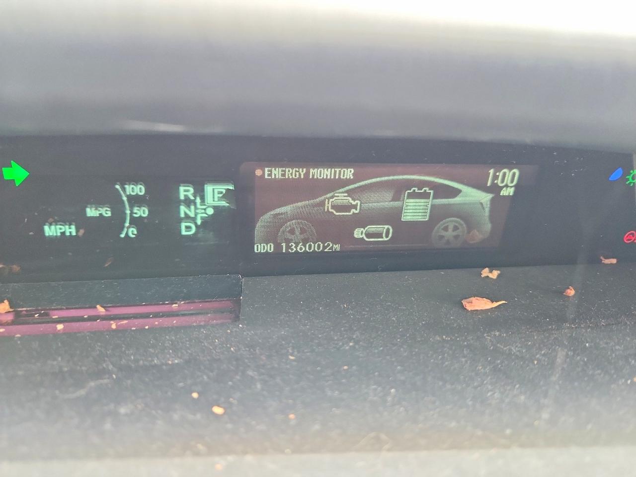 2013 TOYOTA PRIUS TWO photo 17