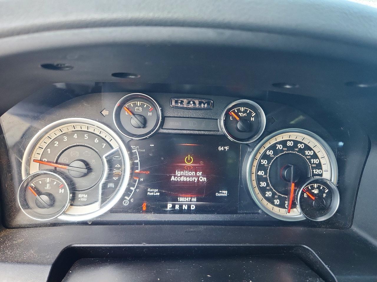 2013 RAM 1500 ST photo 9