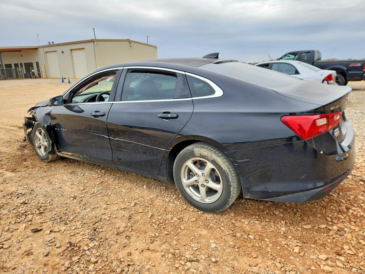 2017 CHEVROLET MALIBU LS photo 2