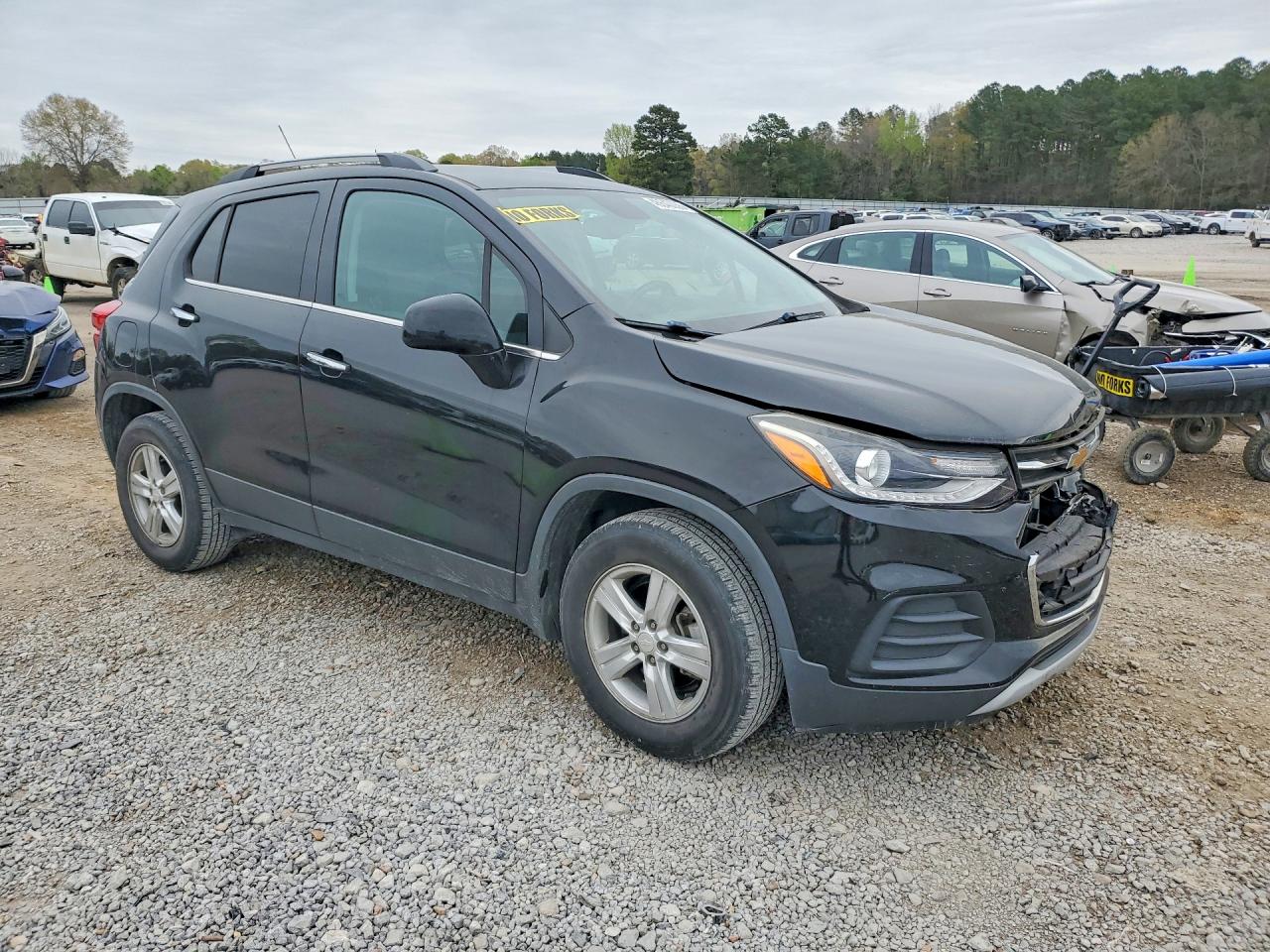 2019 CHEVROLET TRAX 1LT photo 4