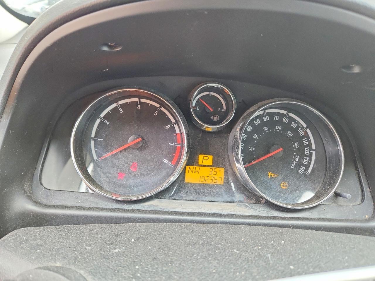 2008 SATURN VUE XE photo 17