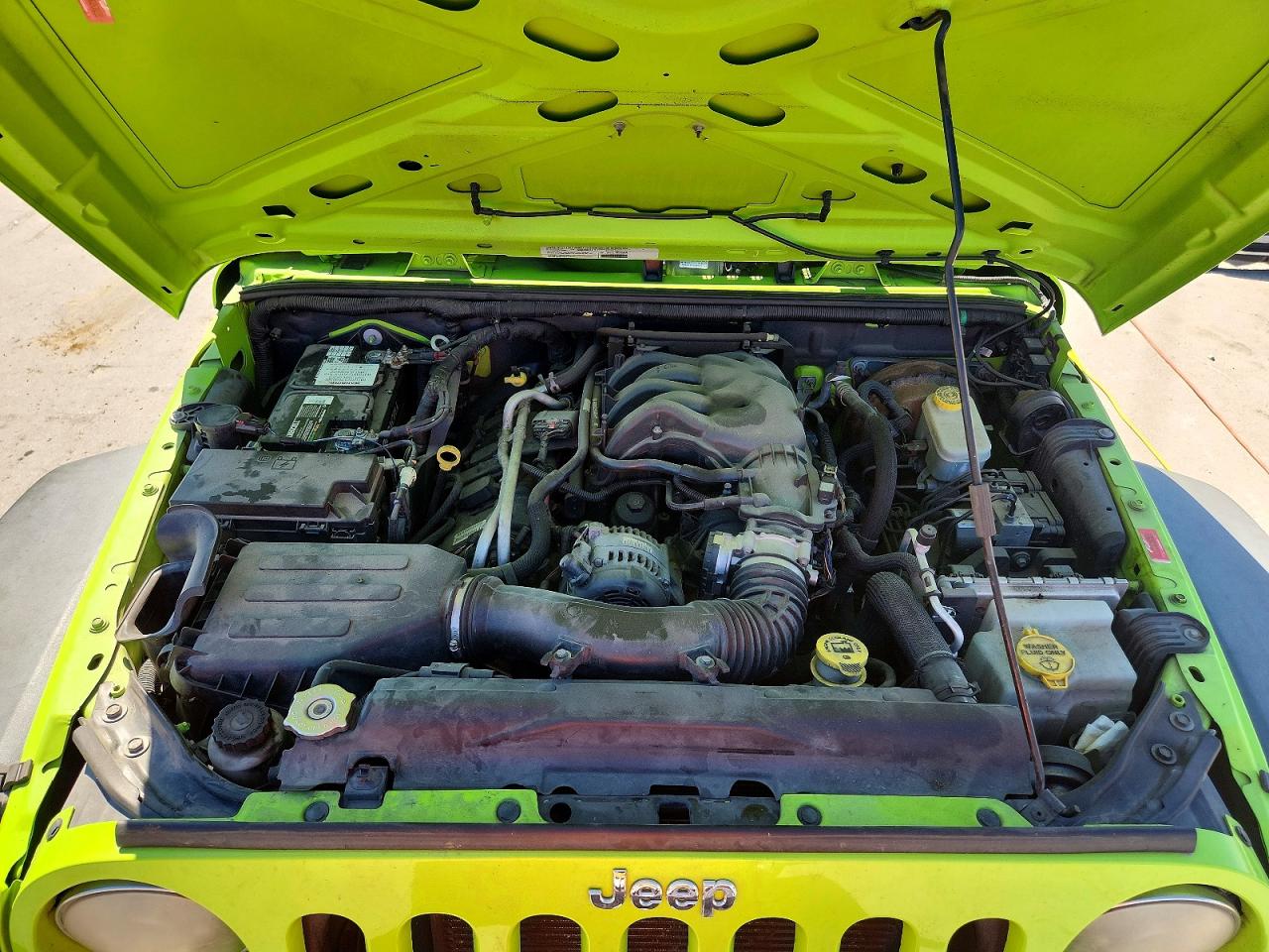 2013 JEEP WRANGLER UNLIMITED SPORT photo 31