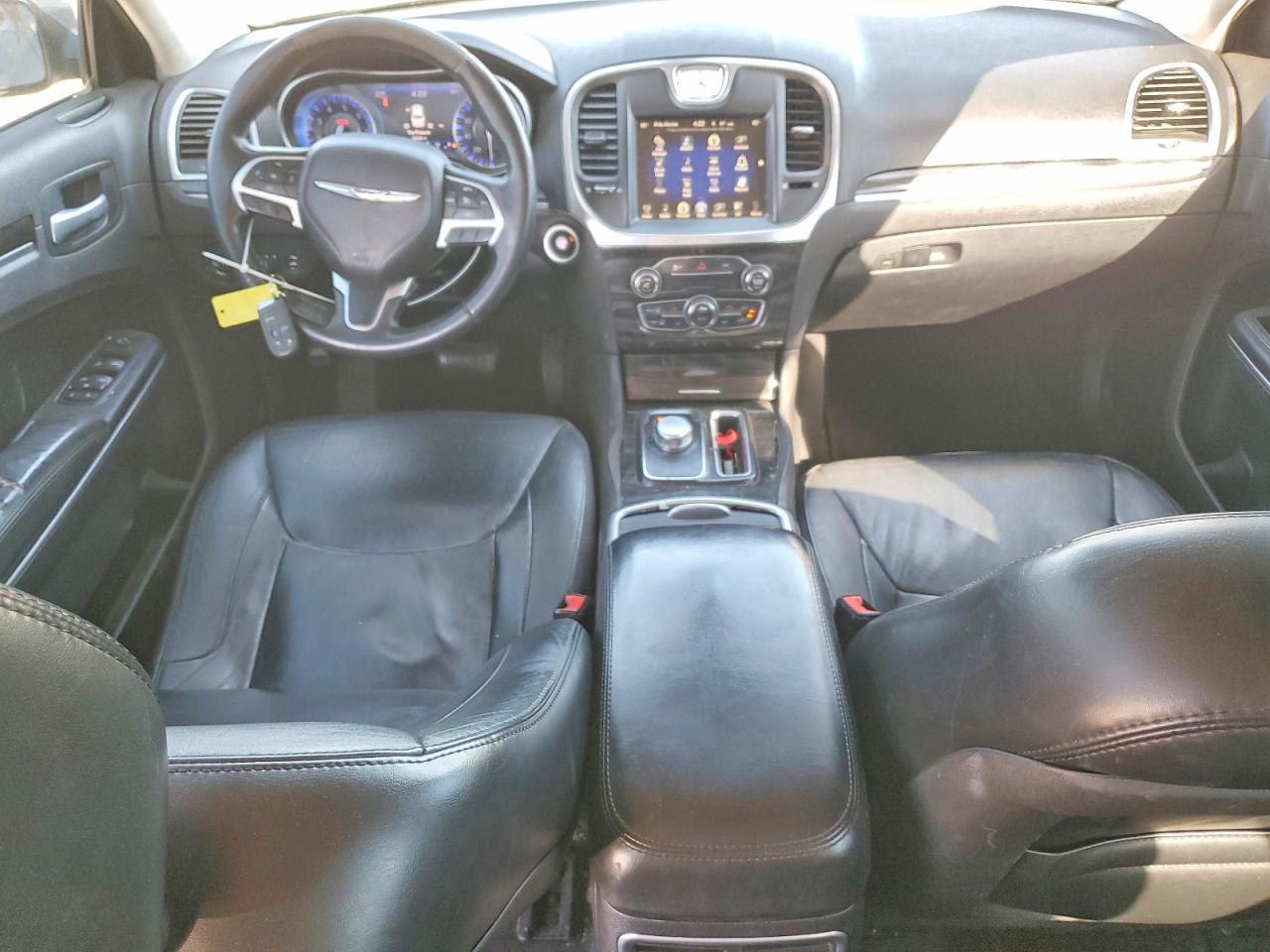 2015 CHRYSLER 300 LIMITED photo 22