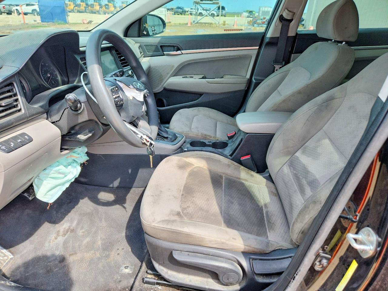 2020 HYUNDAI ELANTRA SEL photo 7
