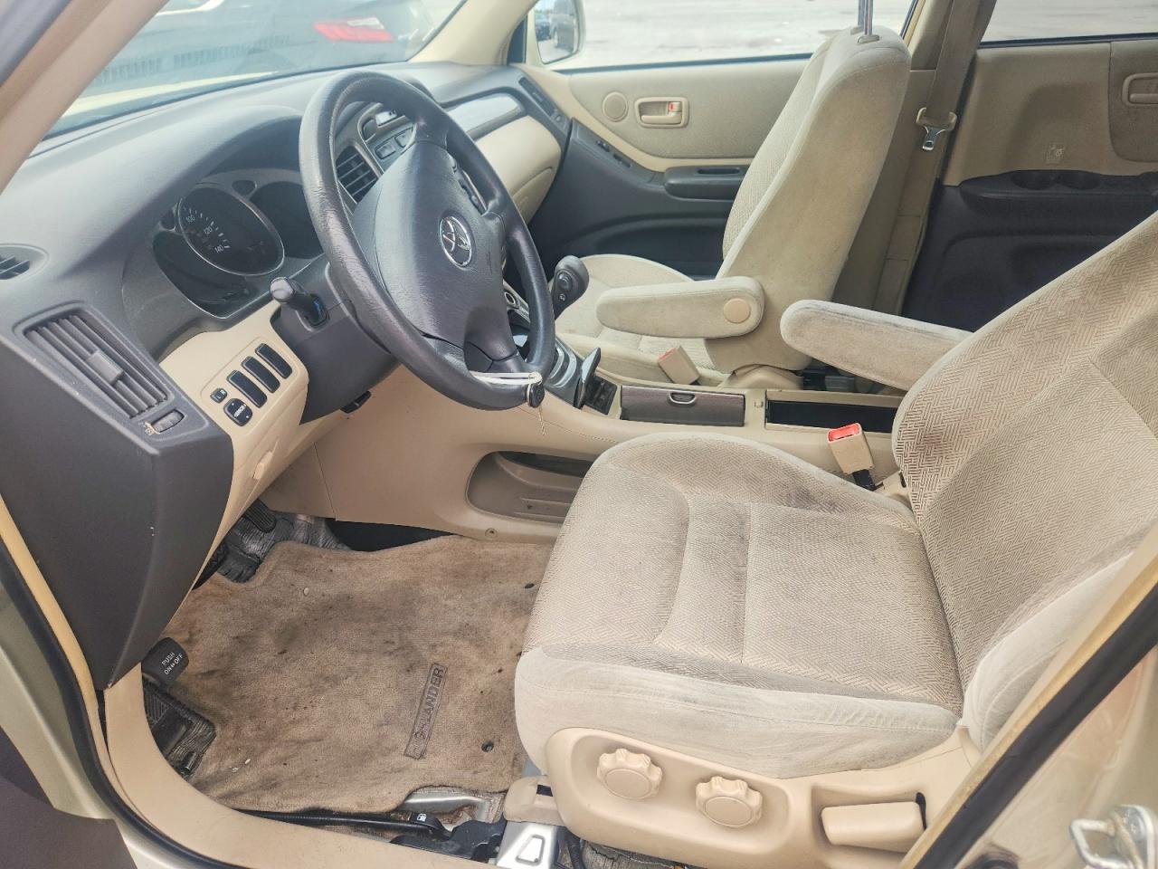 2003 TOYOTA HIGHLANDER BASE photo 7