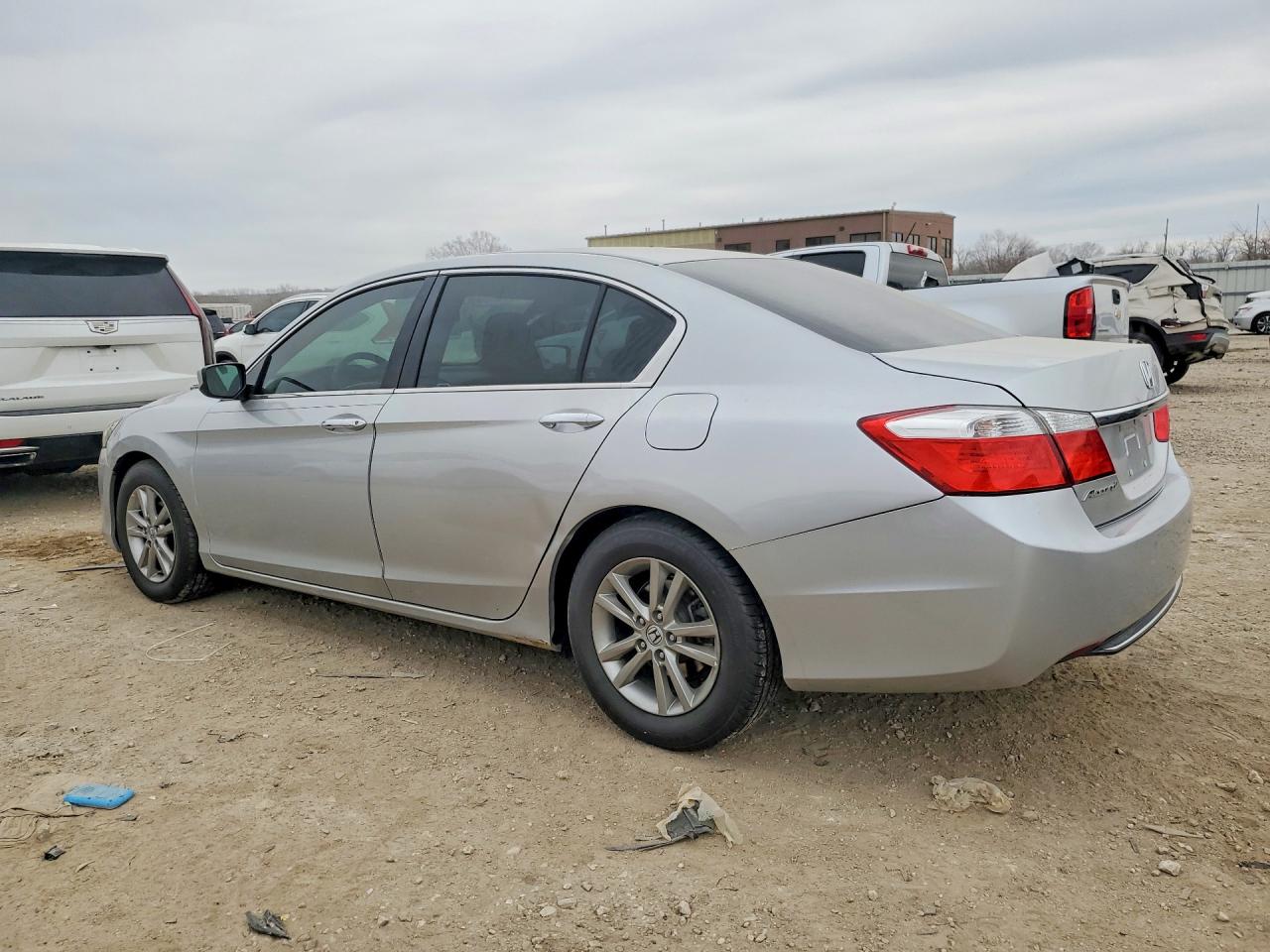 2015 HONDA ACCORD LX photo 3