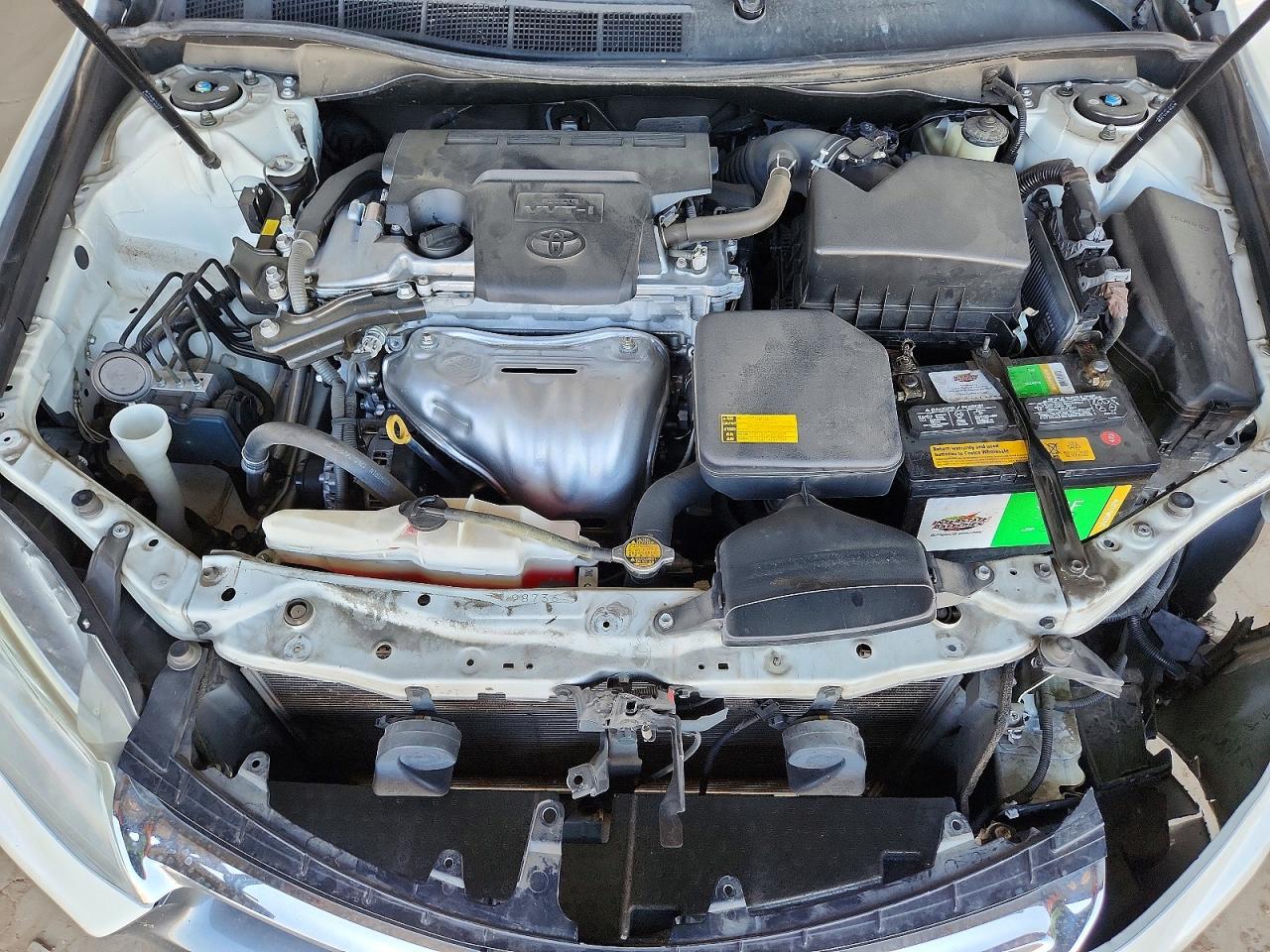 2015 TOYOTA CAMRY XLE photo 11