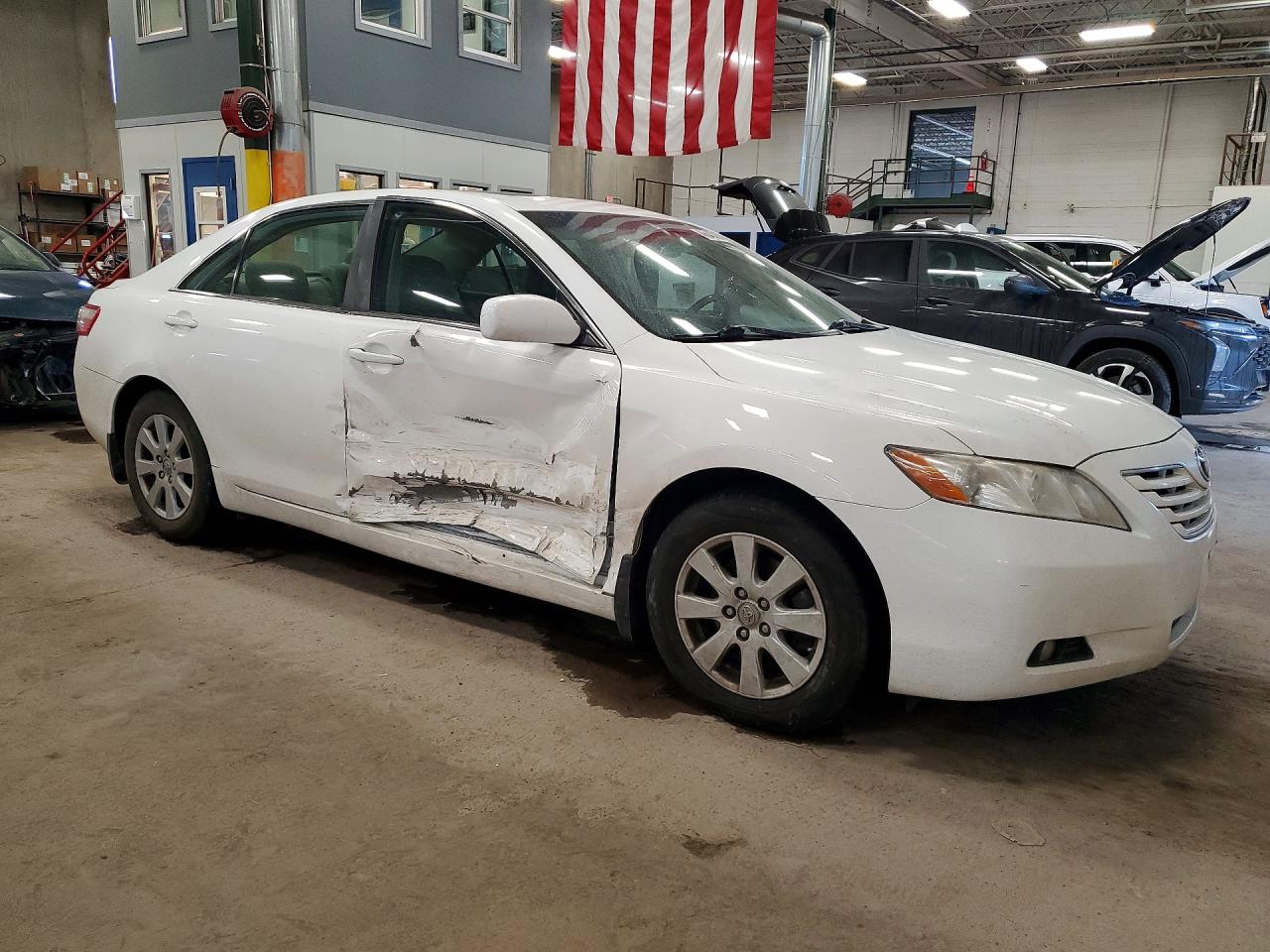 2009 TOYOTA CAMRY XLE V6 photo 7