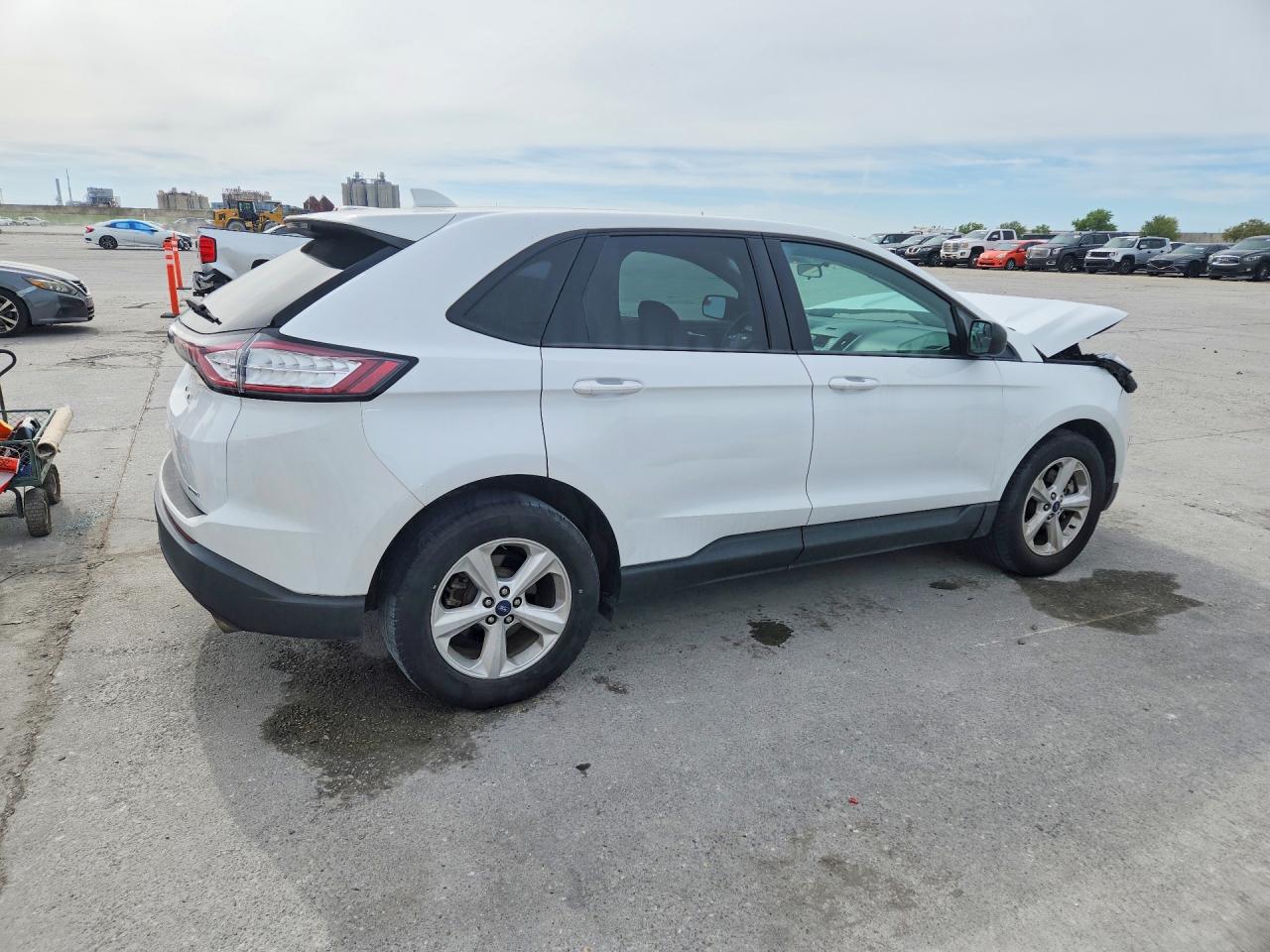 2017 FORD EDGE SE photo 3