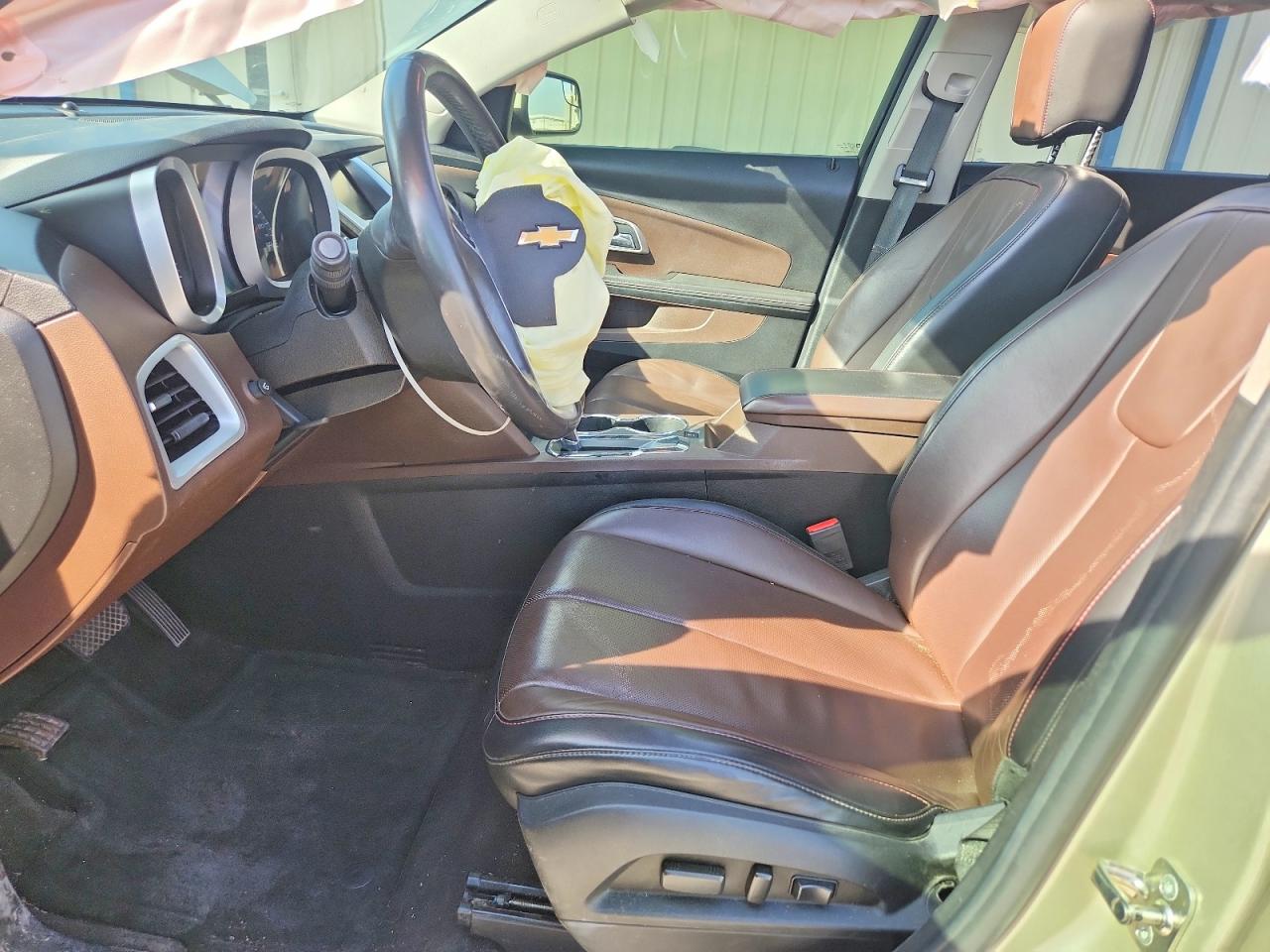 2013 CHEVROLET EQUINOX LT photo 19