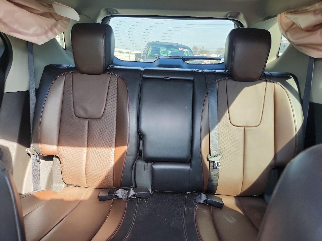 2013 CHEVROLET EQUINOX LT photo 28