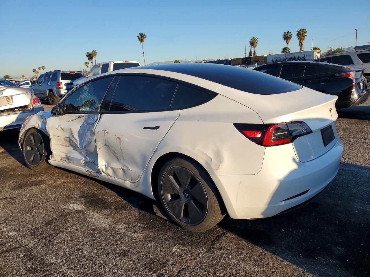 2023 TESLA MODEL 3 photo 4