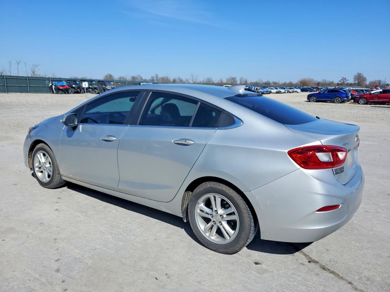 2016 CHEVROLET CRUZE LT photo 3