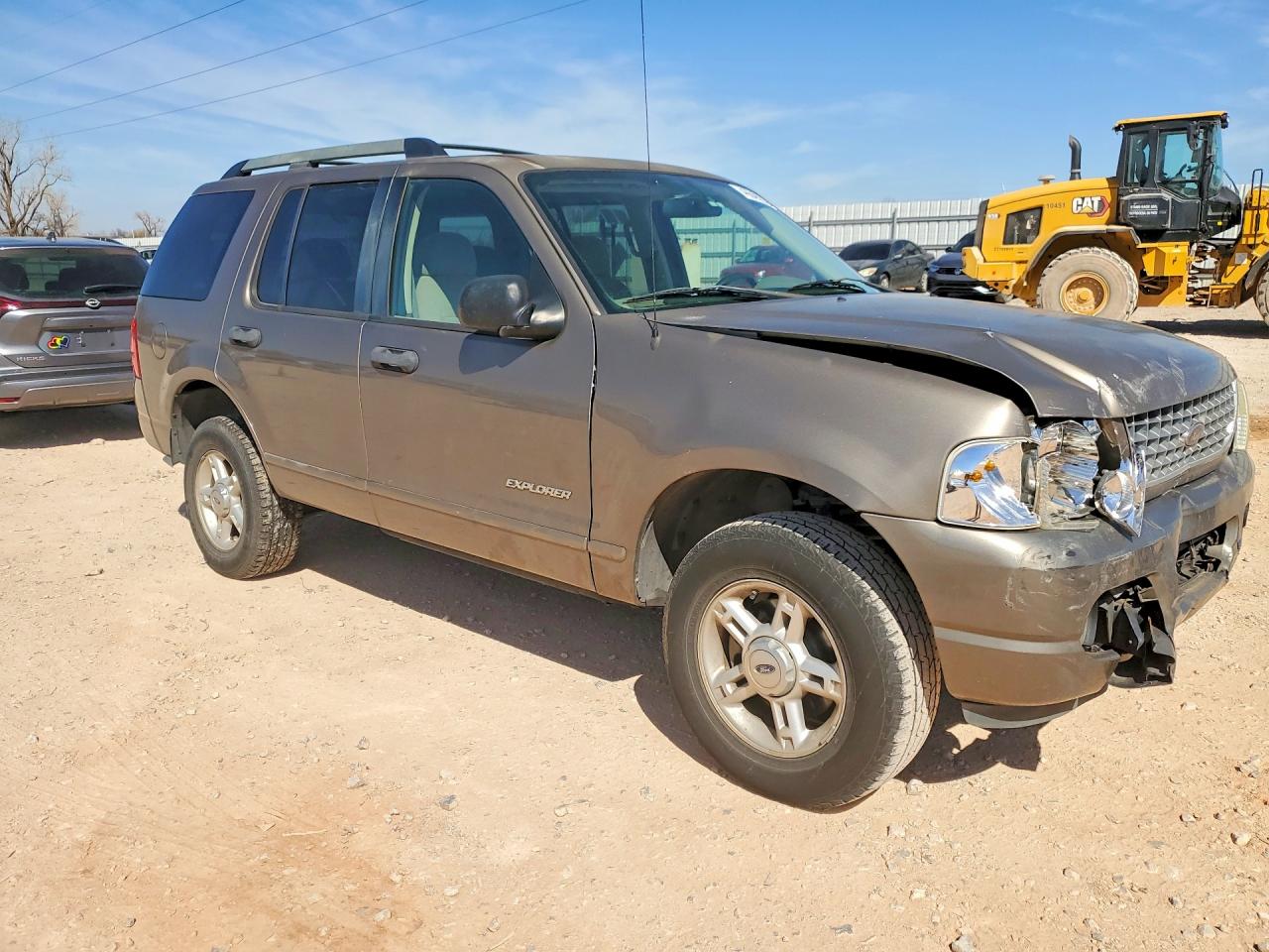2005 FORD EXPLORER XLT photo 4
