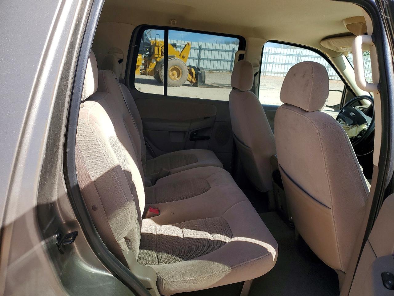 2005 FORD EXPLORER XLT photo 11