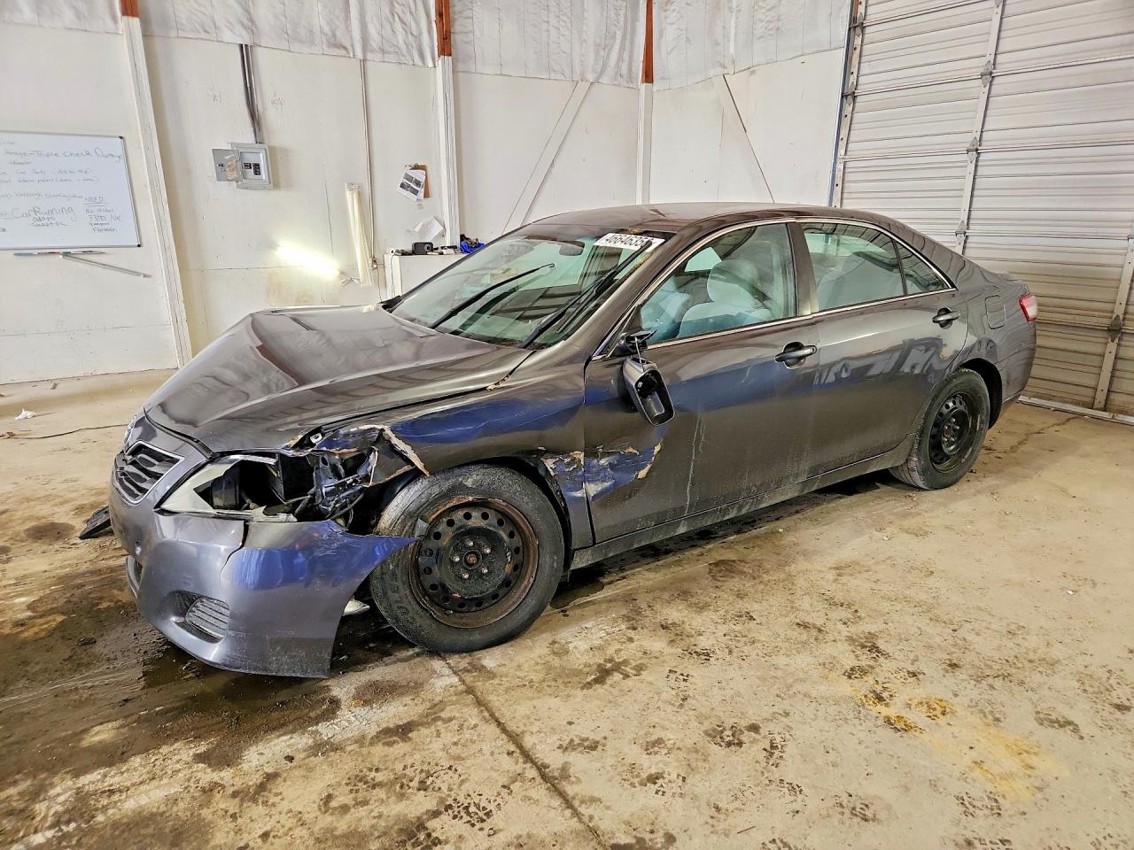 2010 TOYOTA CAMRY