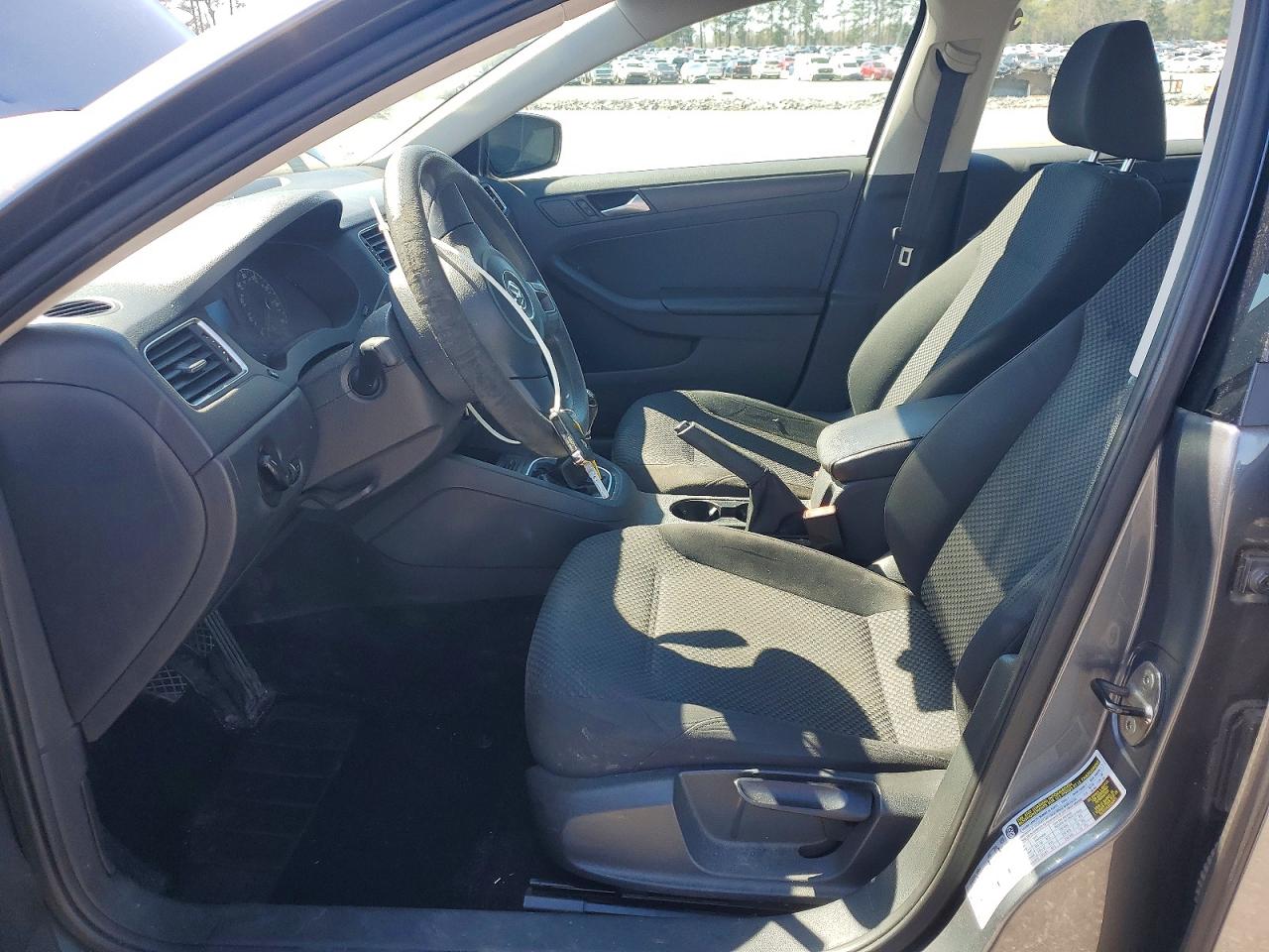 2014 VOLKSWAGEN JETTA BASE photo 13