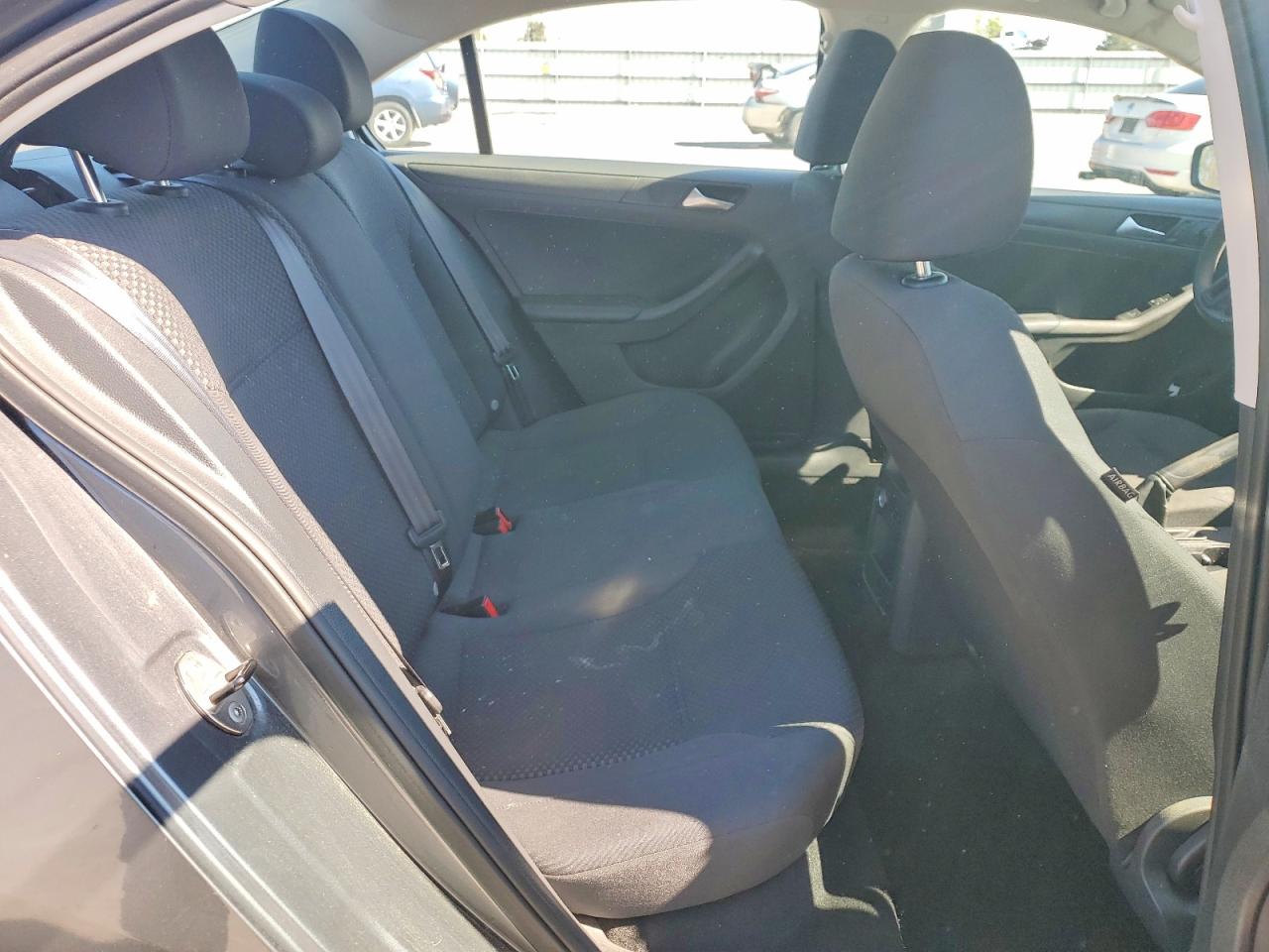 2014 VOLKSWAGEN JETTA BASE photo 19