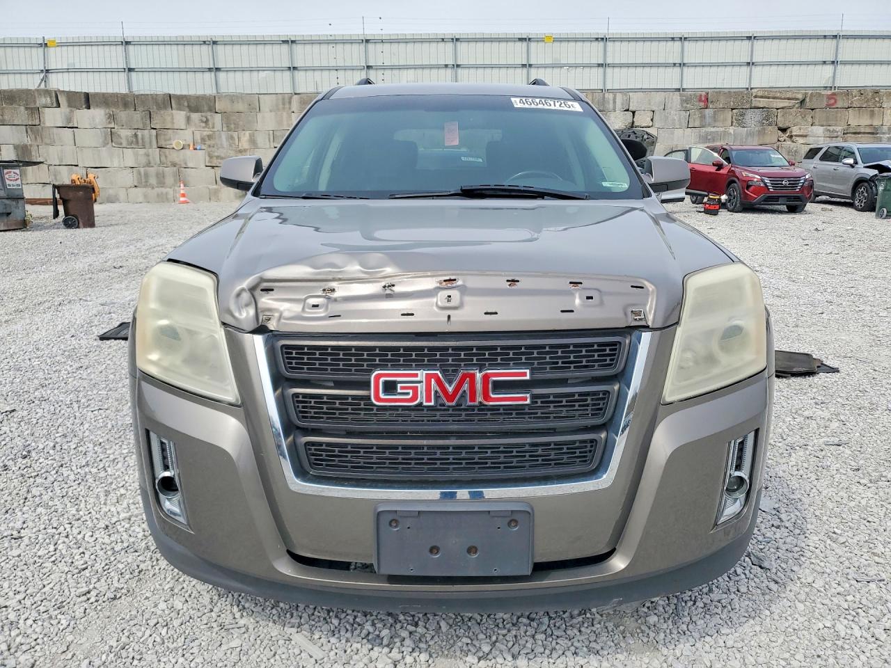 2011 GMC TERRAIN SLT photo 5