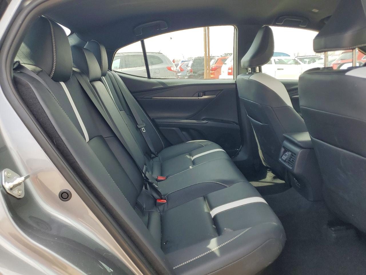 2025 TOYOTA CAMRY photo 28