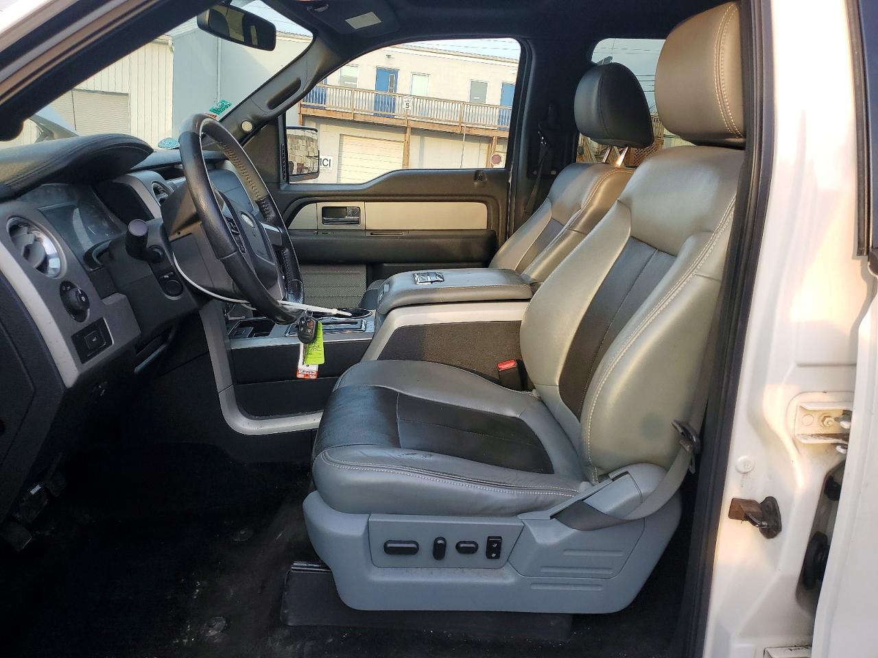 2011 FORD F150 SUPERCREW photo 13