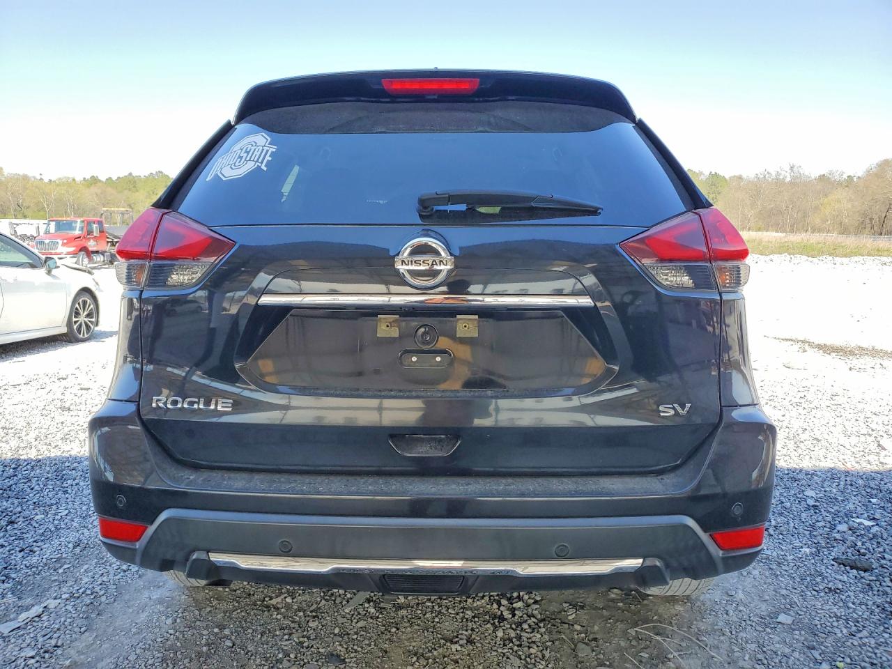 2019 NISSAN ROGUE SV photo 6
