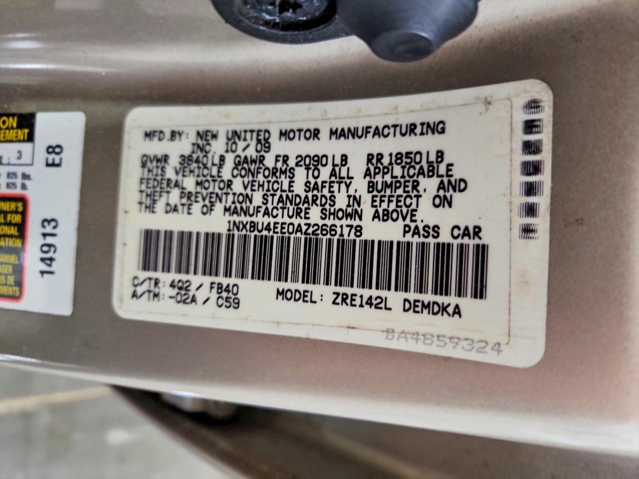 2010 TOYOTA COROLLA BASE photo 12