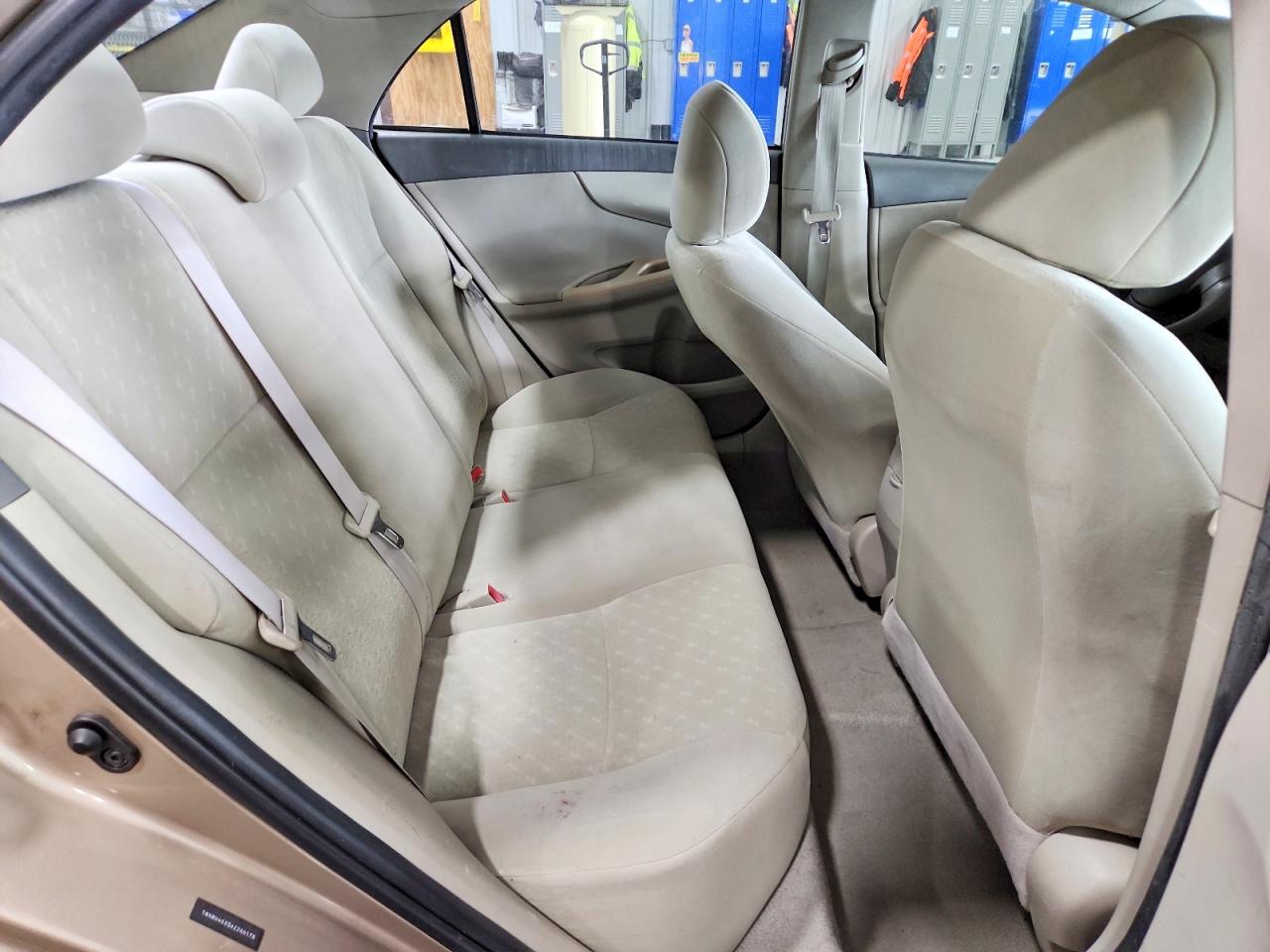2010 TOYOTA COROLLA BASE photo 10