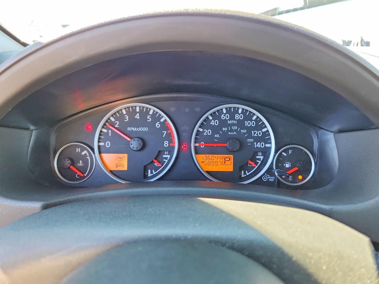 2011 NISSAN PATHFINDER S photo 17