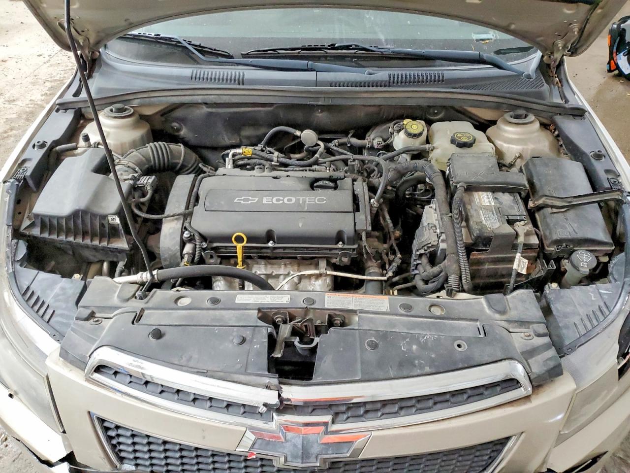 2013 CHEVROLET CRUZE LS photo 21