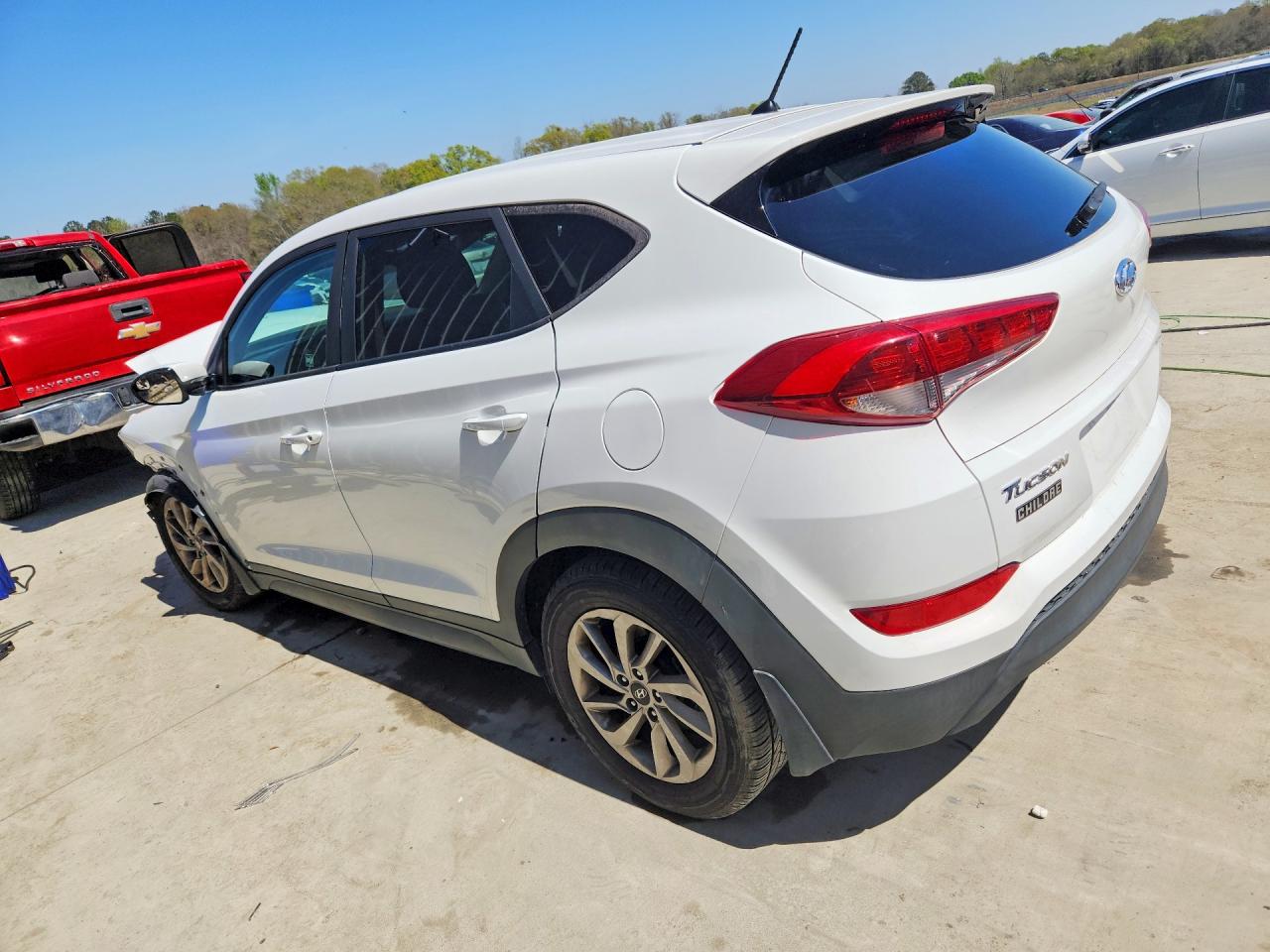 2018 HYUNDAI TUCSON SE photo 3