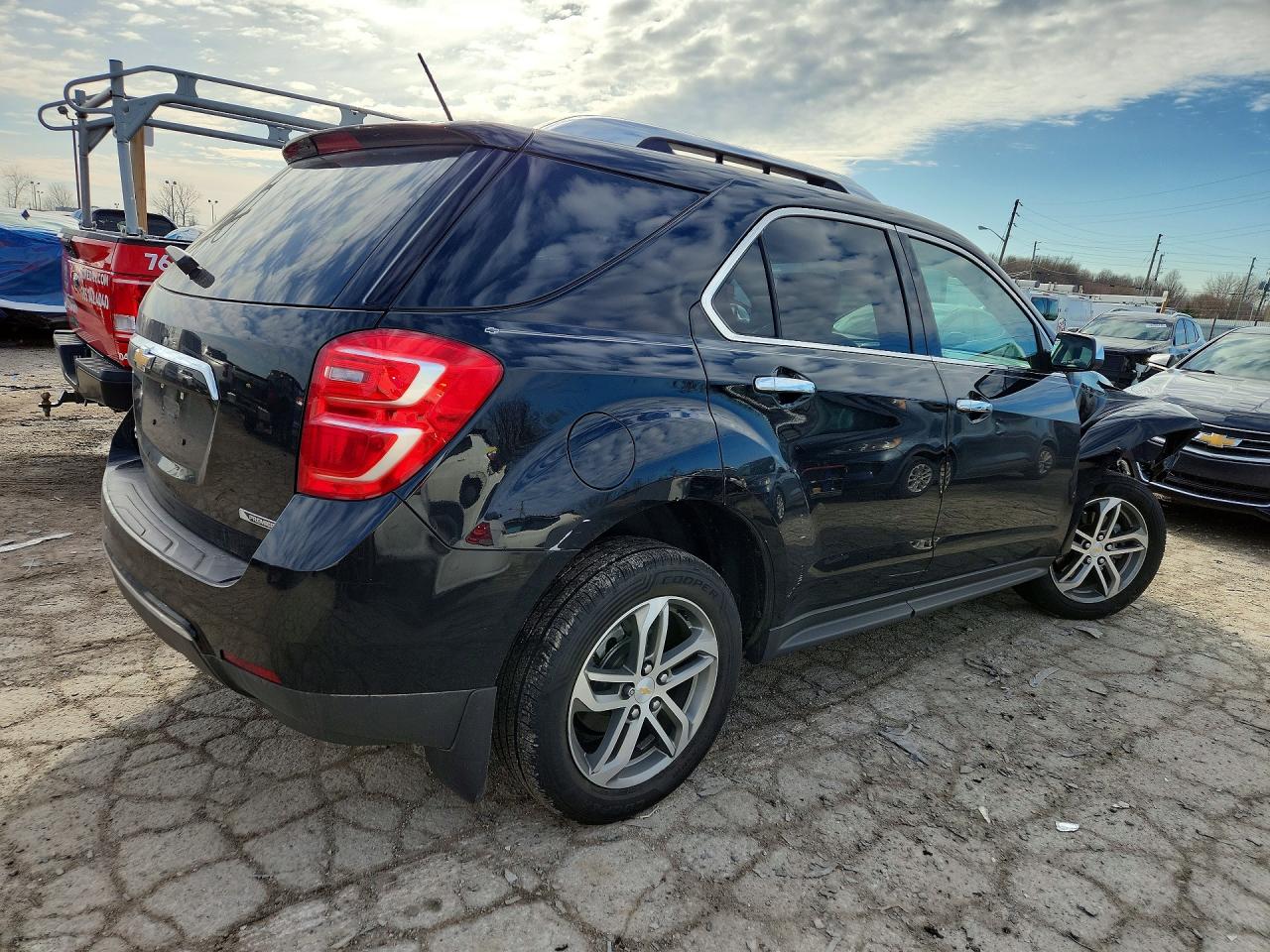 2017 CHEVROLET EQUINOX PREMIER photo 5