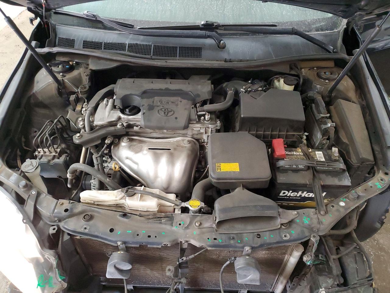 2015 TOYOTA CAMRY SE photo 11