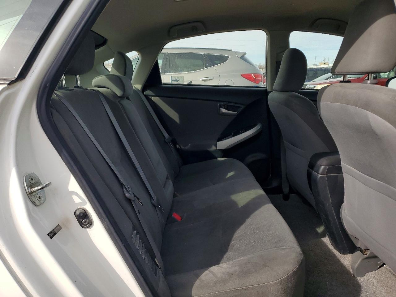 2012 TOYOTA PRIUS THREE photo 19