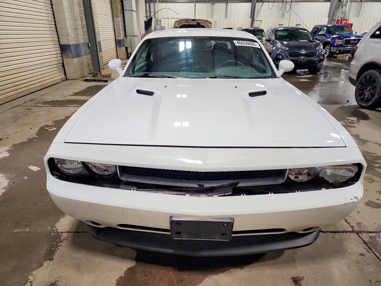 2013 DODGE CHALLENGER SXT photo 5