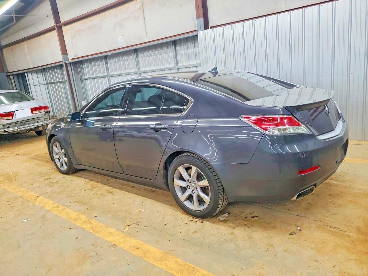 2014 ACURA TL TECH photo 4