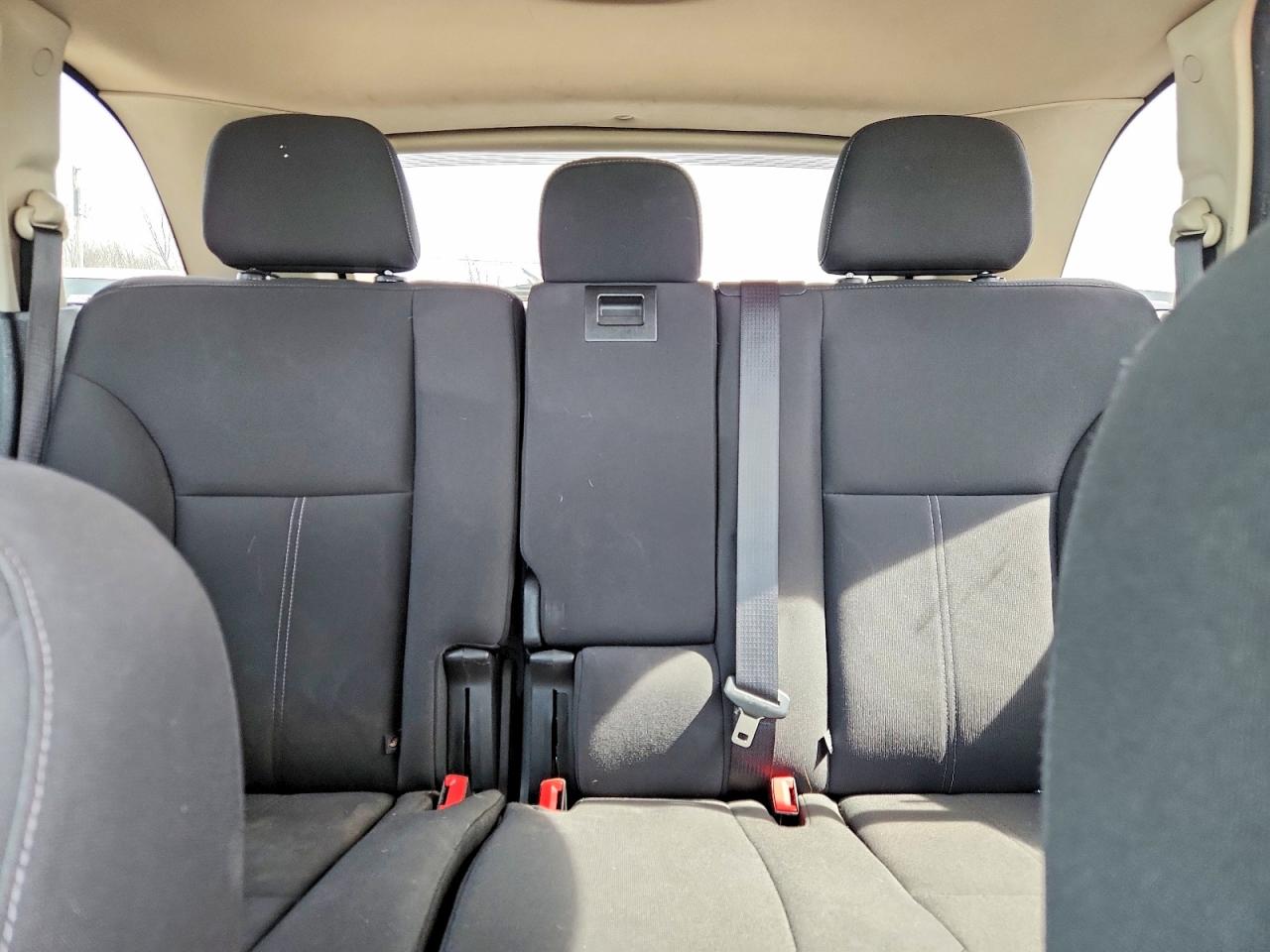 2011 FORD EDGE SE photo 19