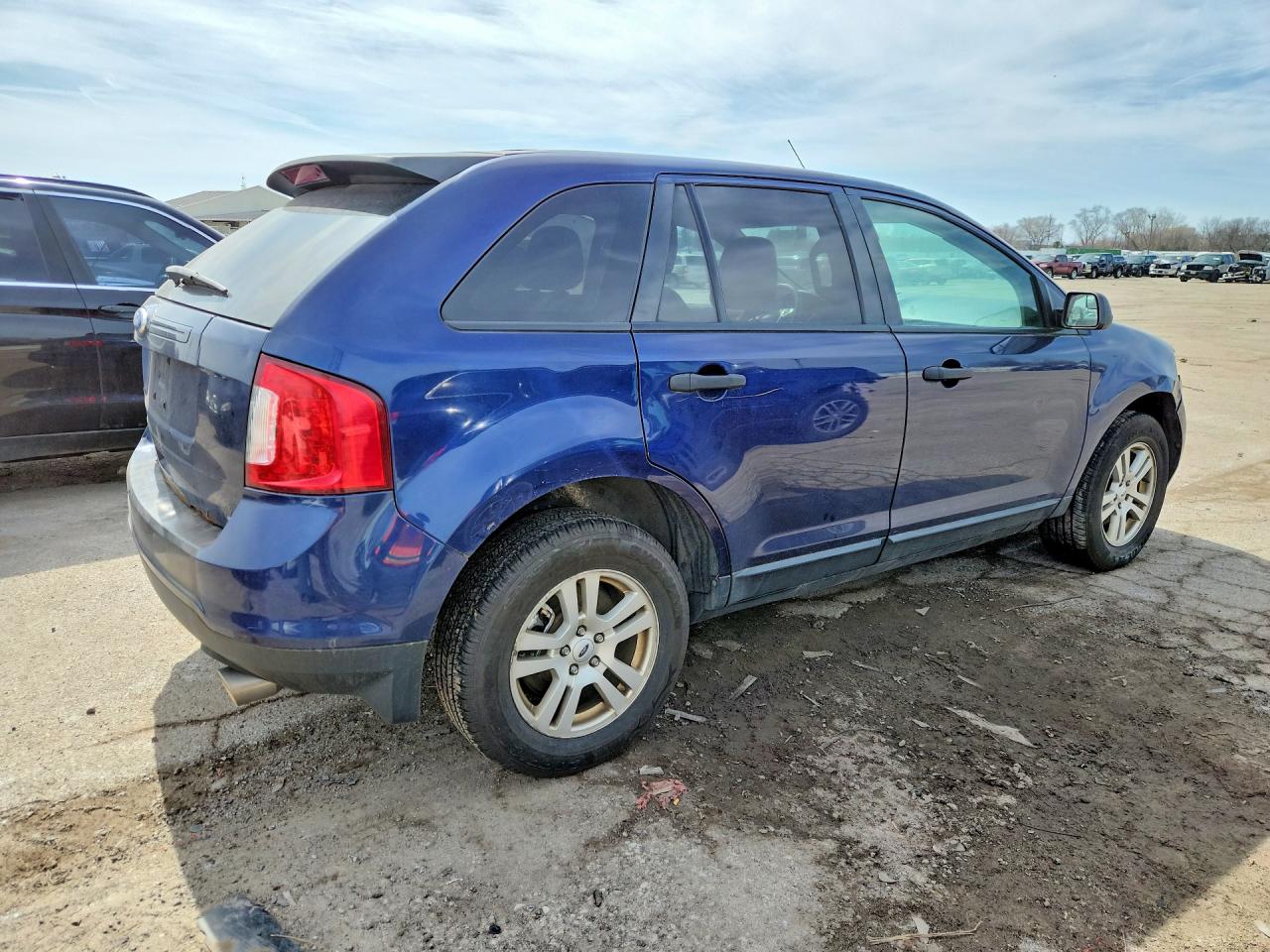 2011 FORD EDGE SE photo 5
