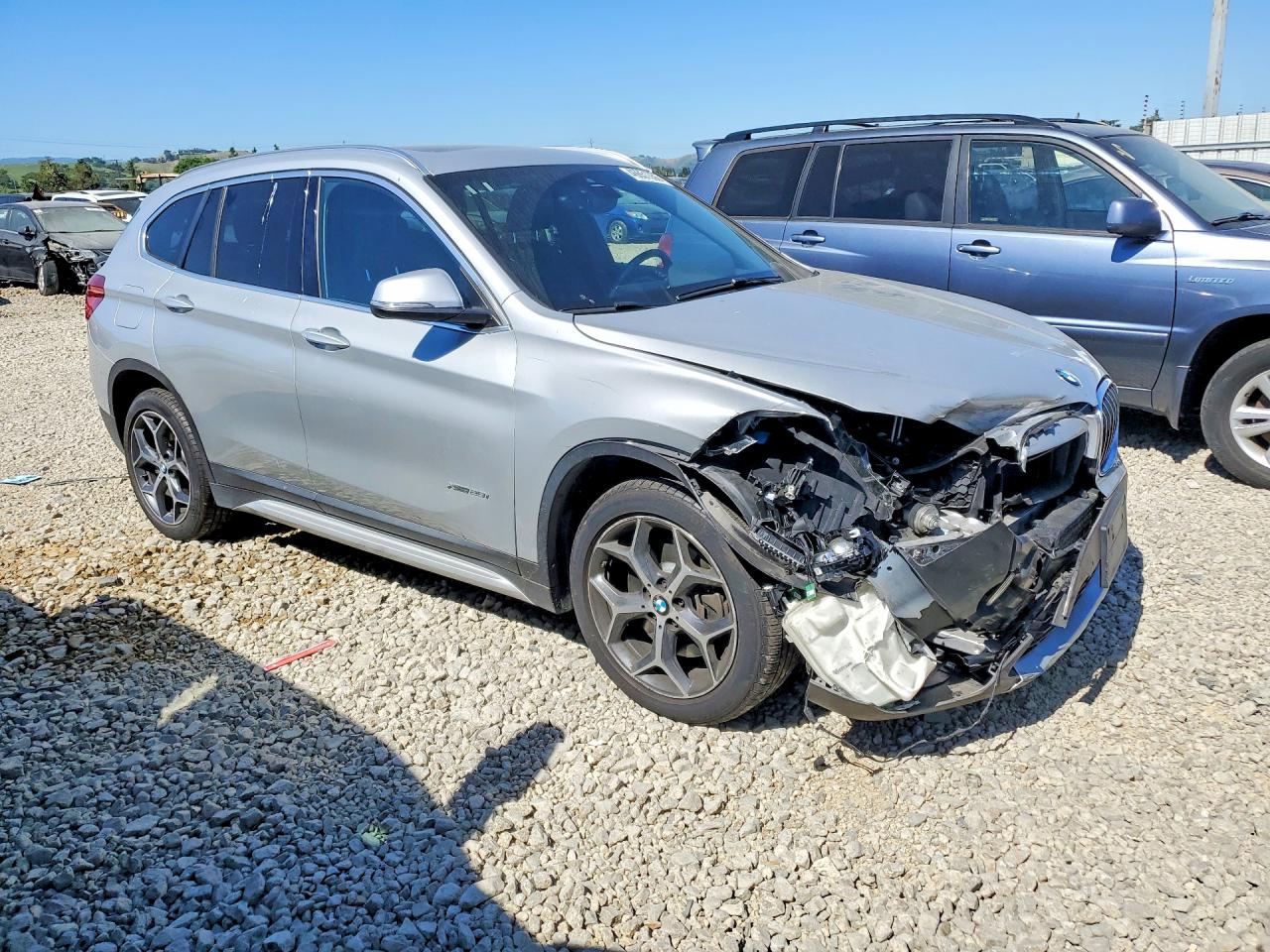 2016 BMW X1 XDRIVE28I photo 4