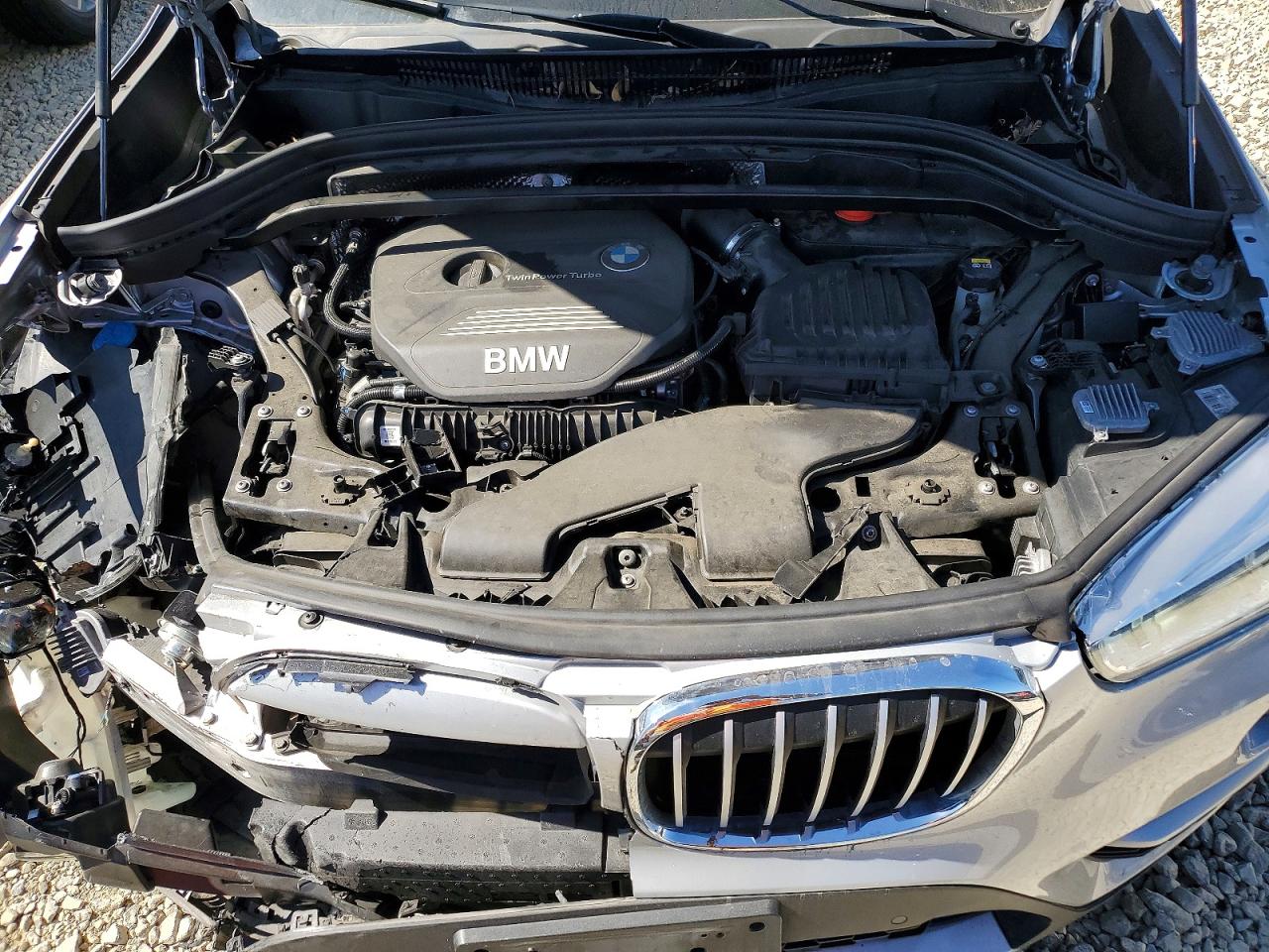 2016 BMW X1 XDRIVE28I photo 12