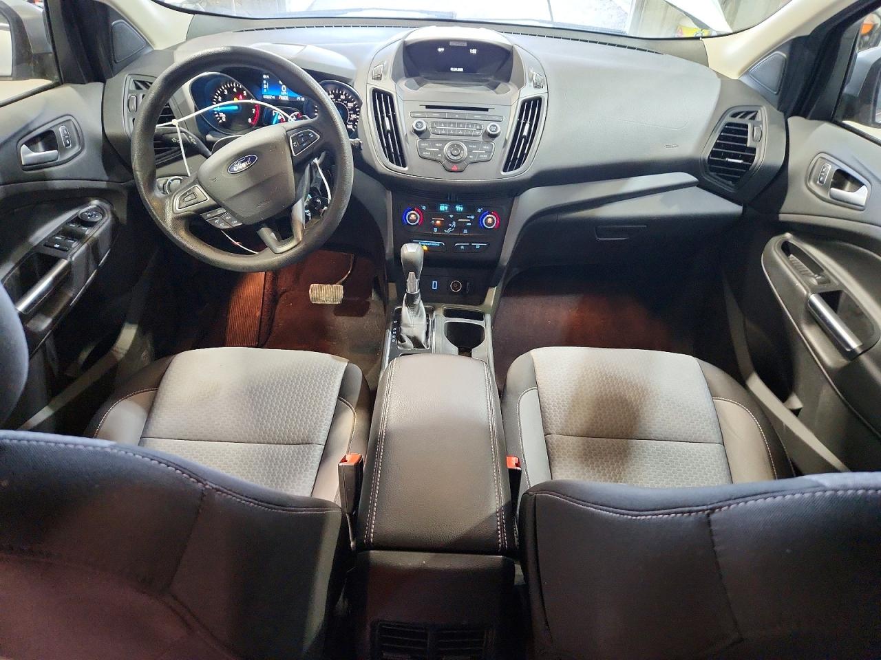 2017 FORD ESCAPE SE photo 15