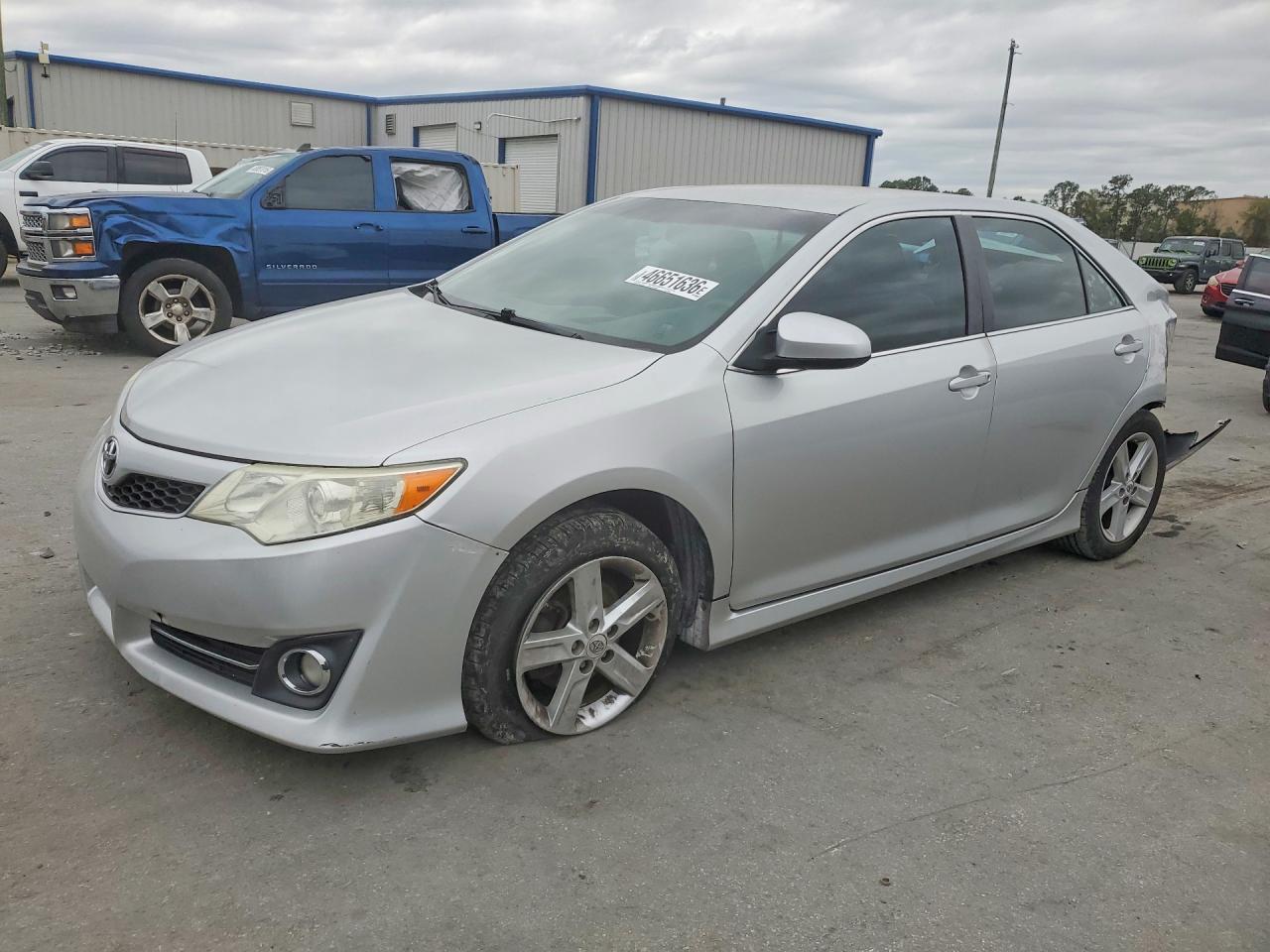 2013 TOYOTA CAMRY
