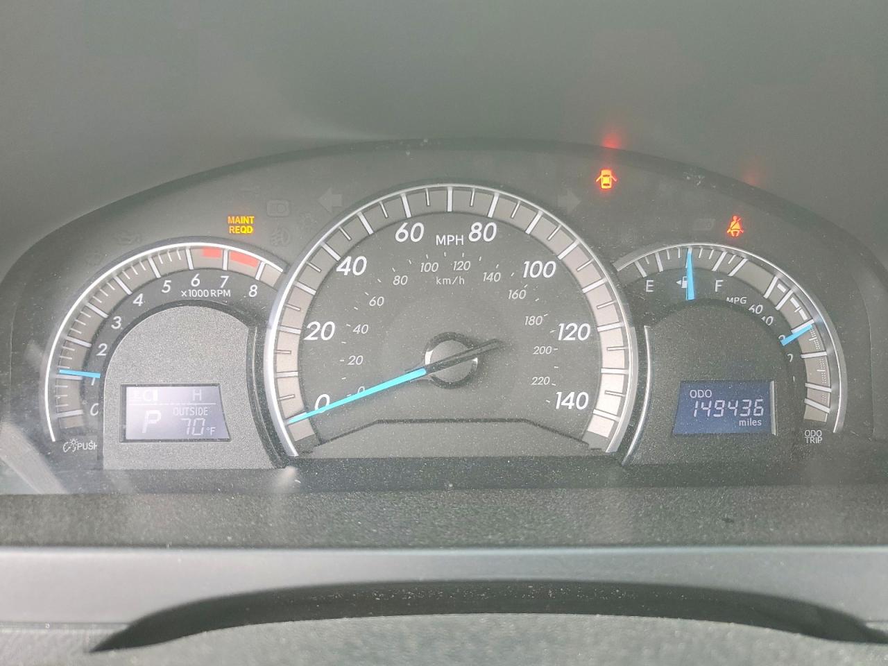 2013 TOYOTA CAMRY SE photo 17