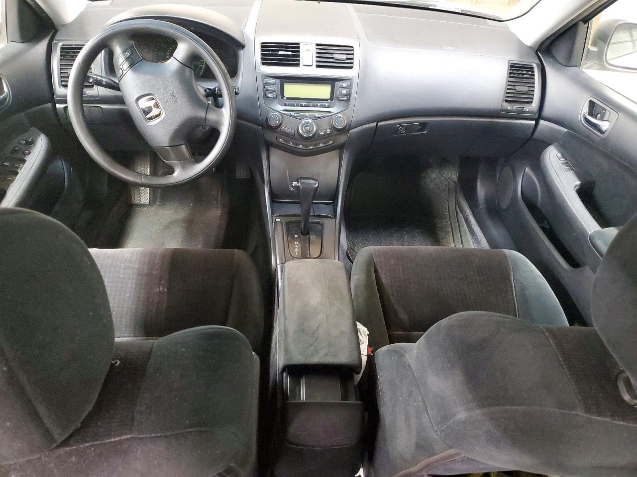 2004 HONDA ACCORD LX photo 15