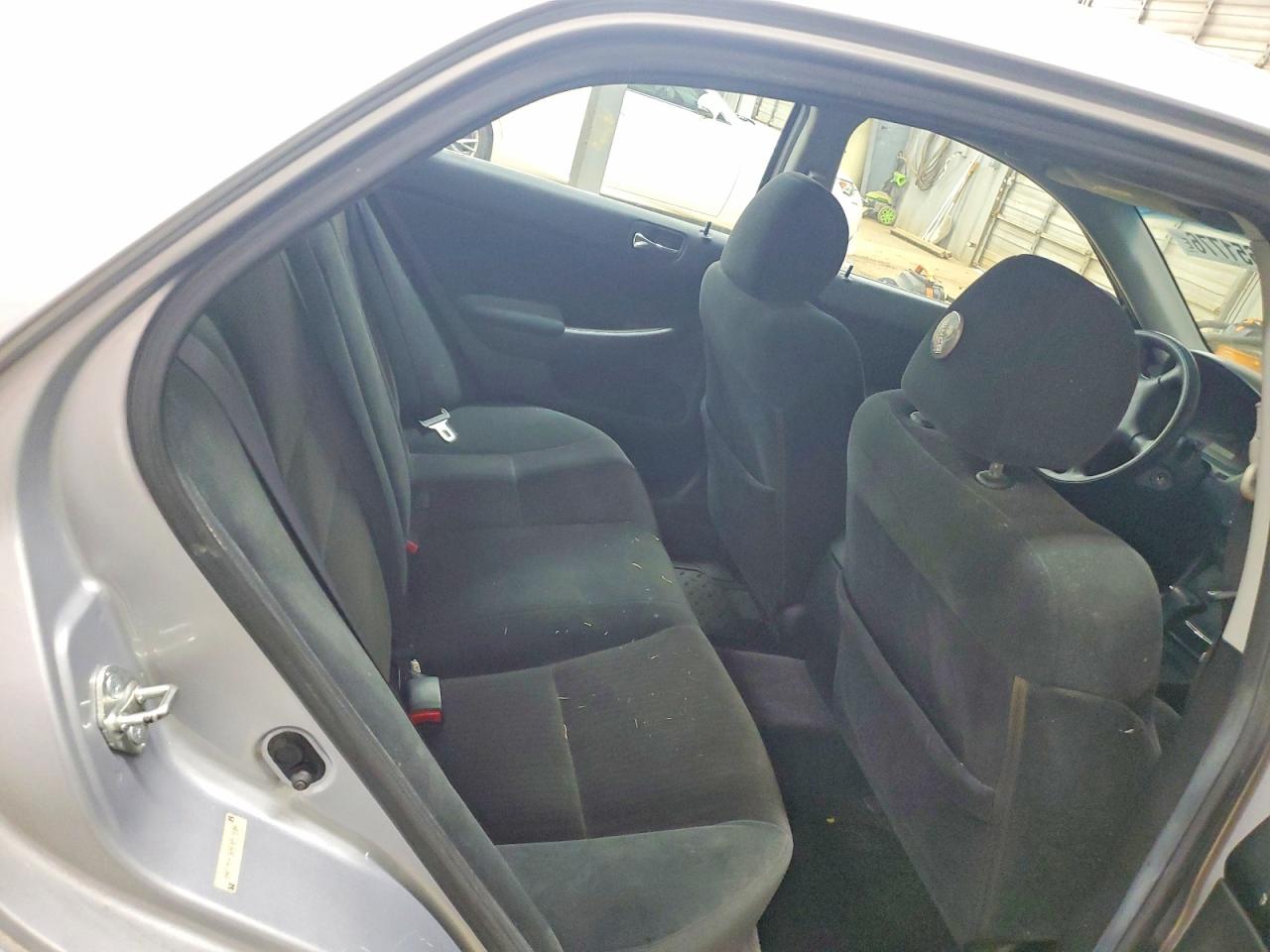 2004 HONDA ACCORD LX photo 19